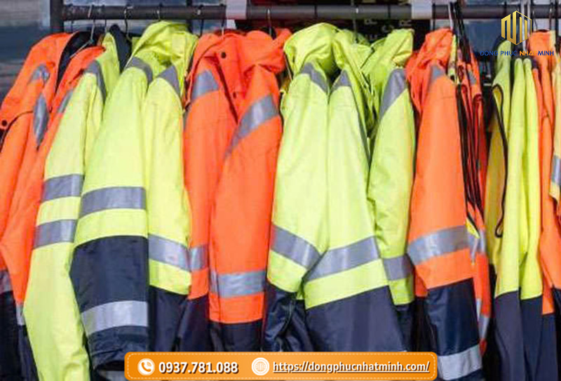 Các Loại Đồng Phục Bảo Hộ Phổ Biến Tại Quảng Nam