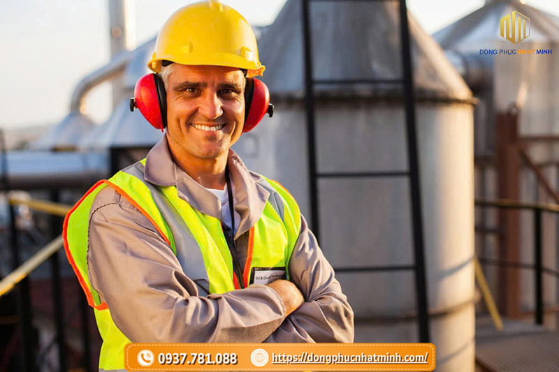 Lợi Ích Của Việc May Đồng Phục Bảo Hộ Tại Quảng Nam